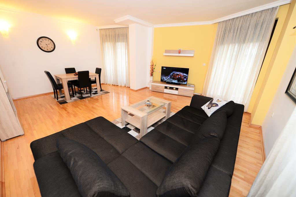 Superior Skopje Apartments Eksteriør billede