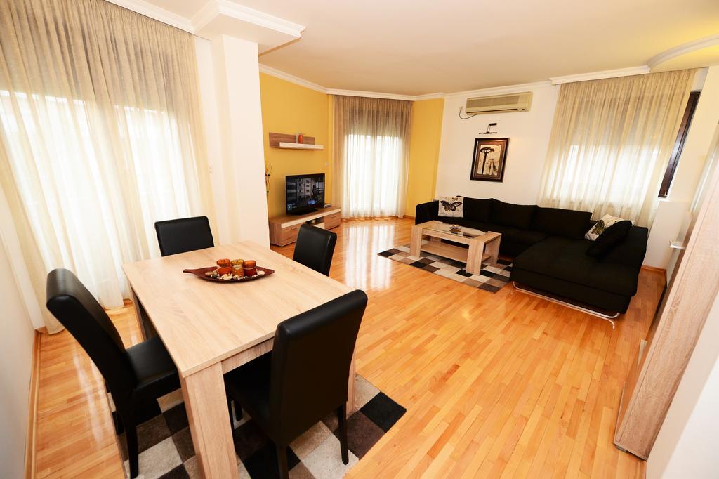 Superior Skopje Apartments Eksteriør billede