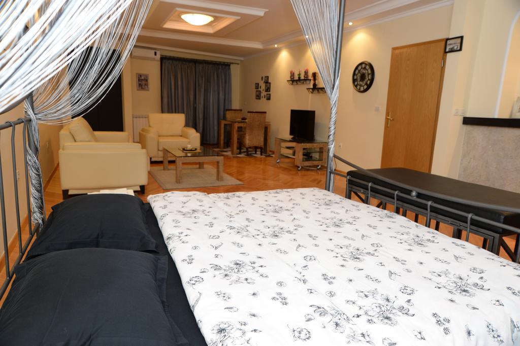 Superior Skopje Apartments Eksteriør billede